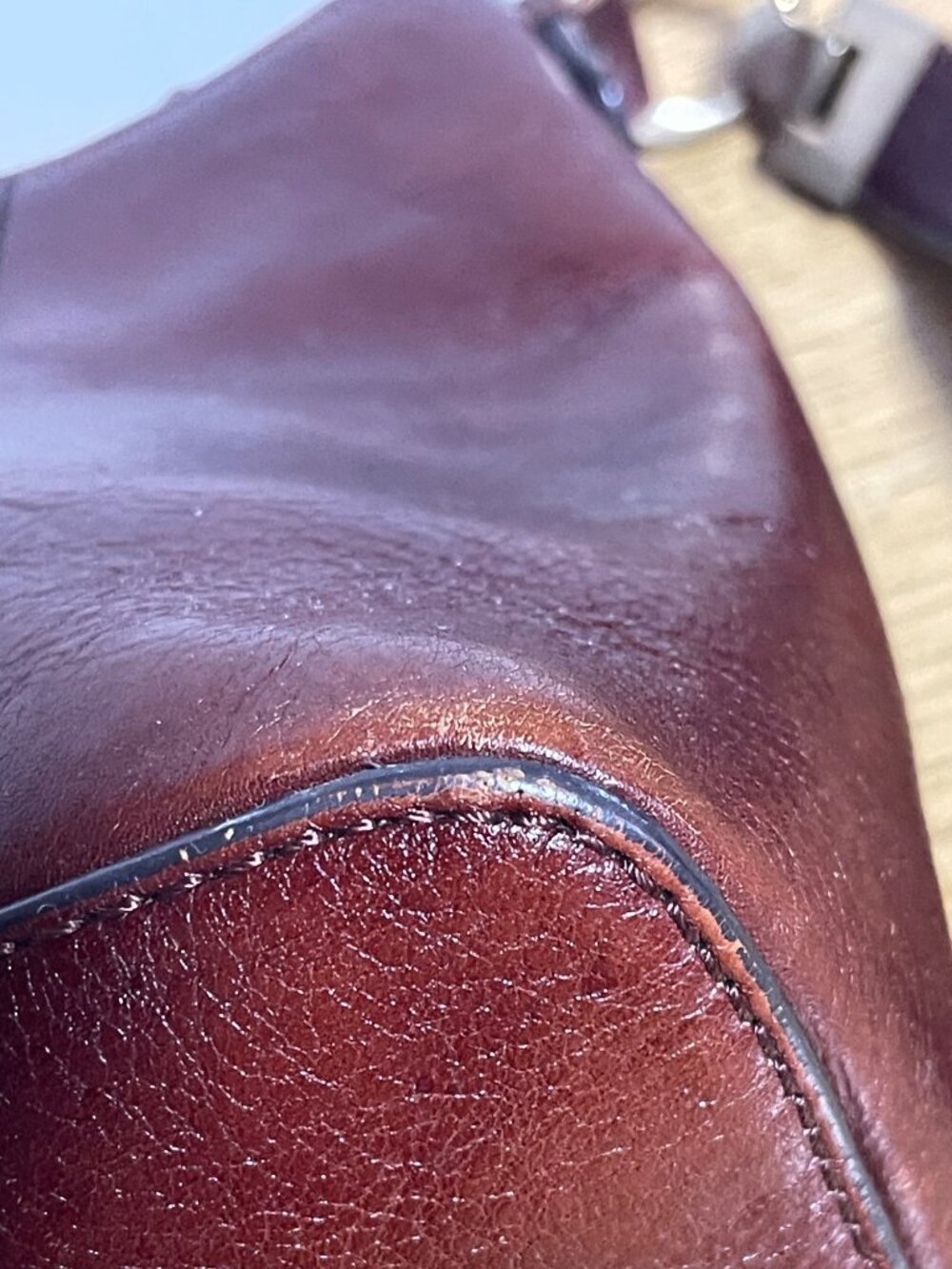 Etienne Aigner Leather Shoulder Bag VTG 1990s Burgundy Oxblood Horsbit Hardware - Picture 9 of 16